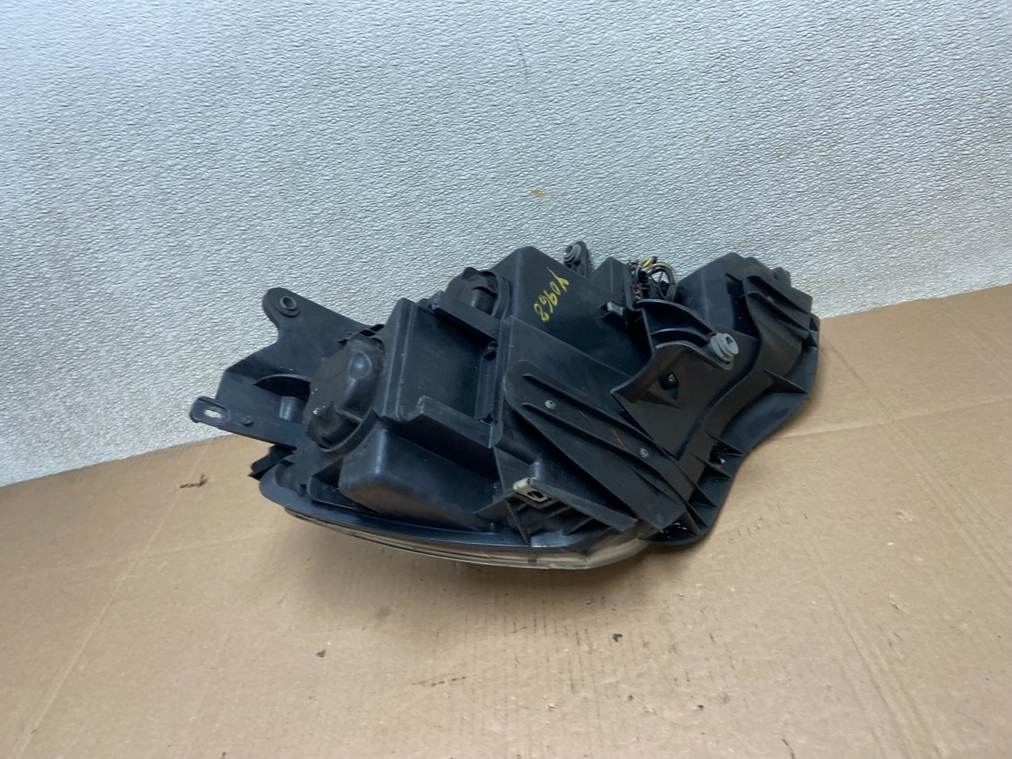 2007 to 2012 Gmc Acadia Halogen Headlight Left Driver LH Side Oem Y0968 DW8