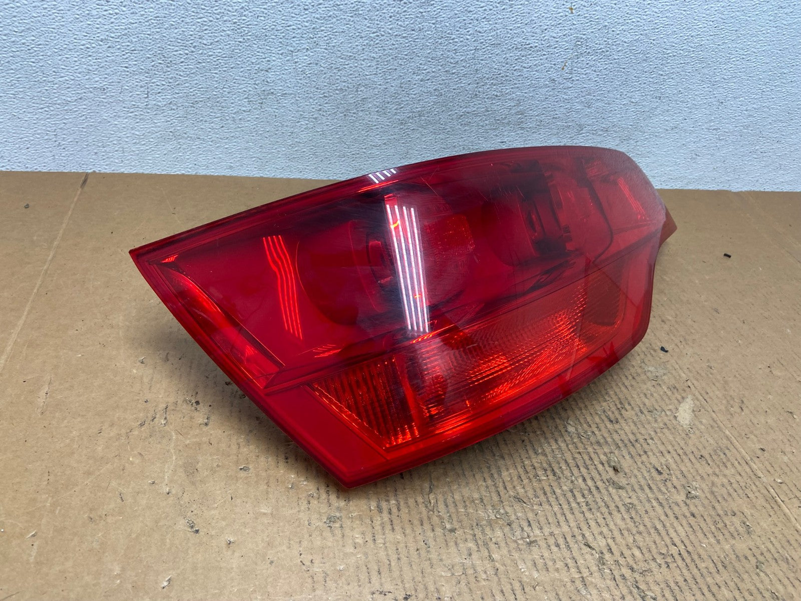 2007 2008 2009 Audi Q7 Left Driver Lh Side Tail Light AE1463 LK2