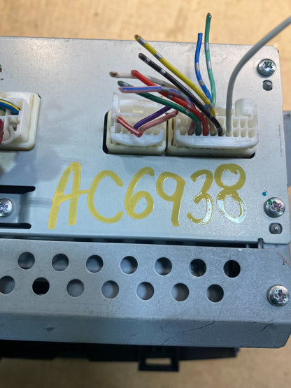 2004 to 2010 Toyota Sienna AM FM CD WMA Mp3 Radio Receiver AC6938 DG7