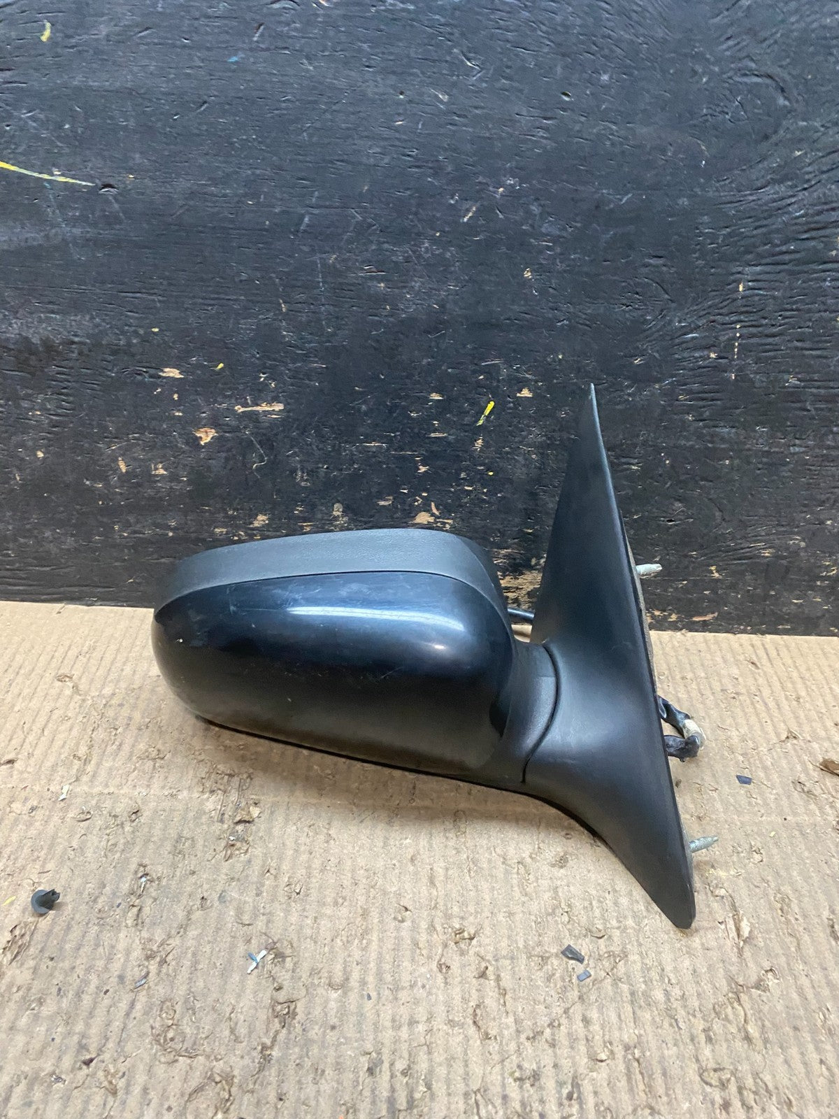 2003 to 2011 Ford Crown Victoria Right Passenger View Door Mirror T9877 DG0