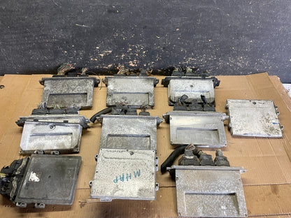 Mix of 10 Ford ECM Engine Computer Module AB29931