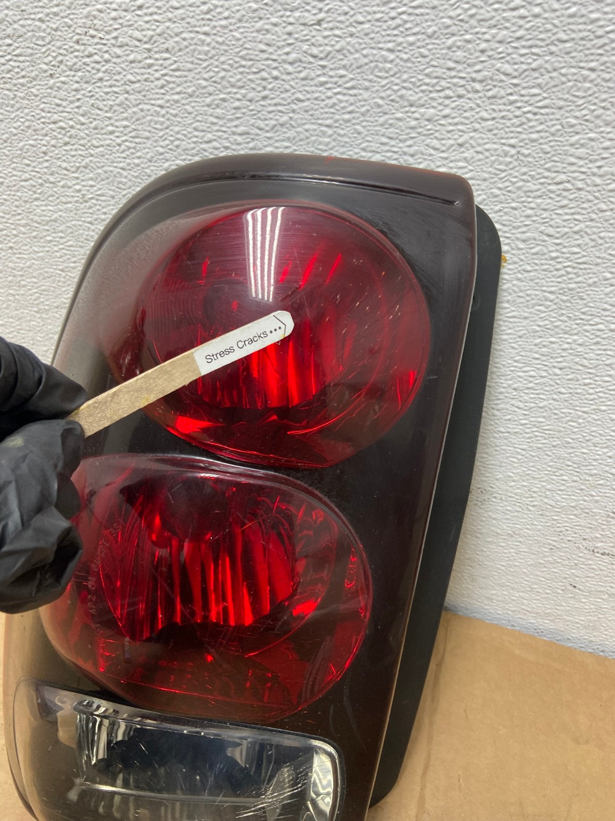 2002 to 2009 Chevrolet Trailblazer Left Driver LH Side Tail Light AD1227 LK4