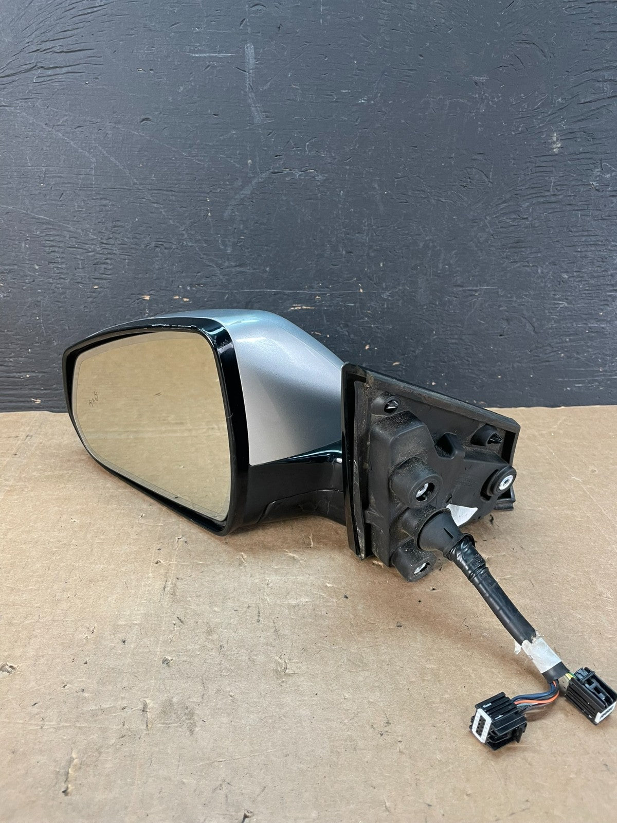 2010 to 2015 Cadillac SRX Left Driver Lh Side View Door Mirror AE8534 DW2