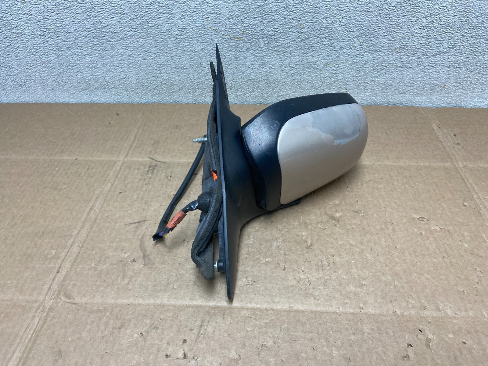 1997 Mercury Grand Marquis Left Driver LH View Door Mirror OEM Y8617 MS2