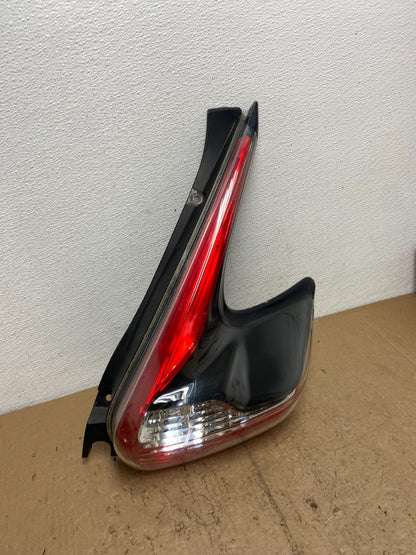 2015 to 2017 Nissan Juke Right Passenger RH Side Tail Light AC7429 DG2