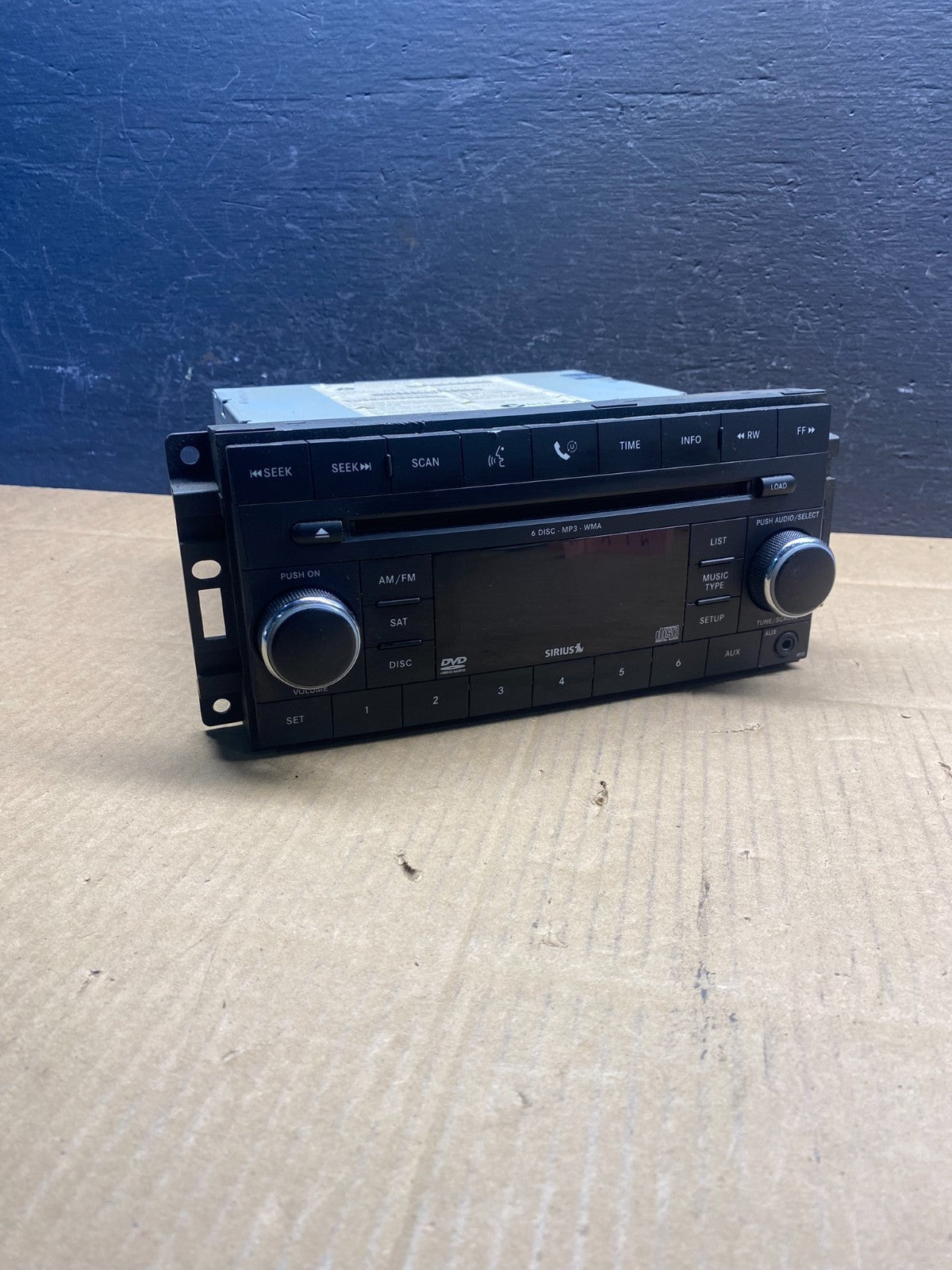 2007-2012 Chrysler Dodge Jeep Ram Radio CD MP3 AUX Receiver ad1554 DG0