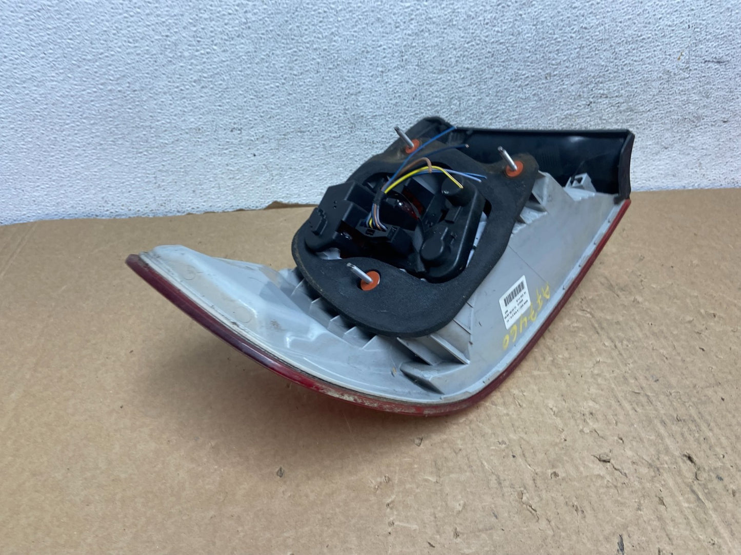 2007 to 2010 BMW M3 328i 335i Coupe Right Passenger RH Tail Light AF7460 DW6