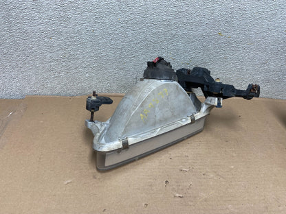 1998 to 2000 Toyota Corolla Front Right Passenger RH Headlight AA9887 DW5