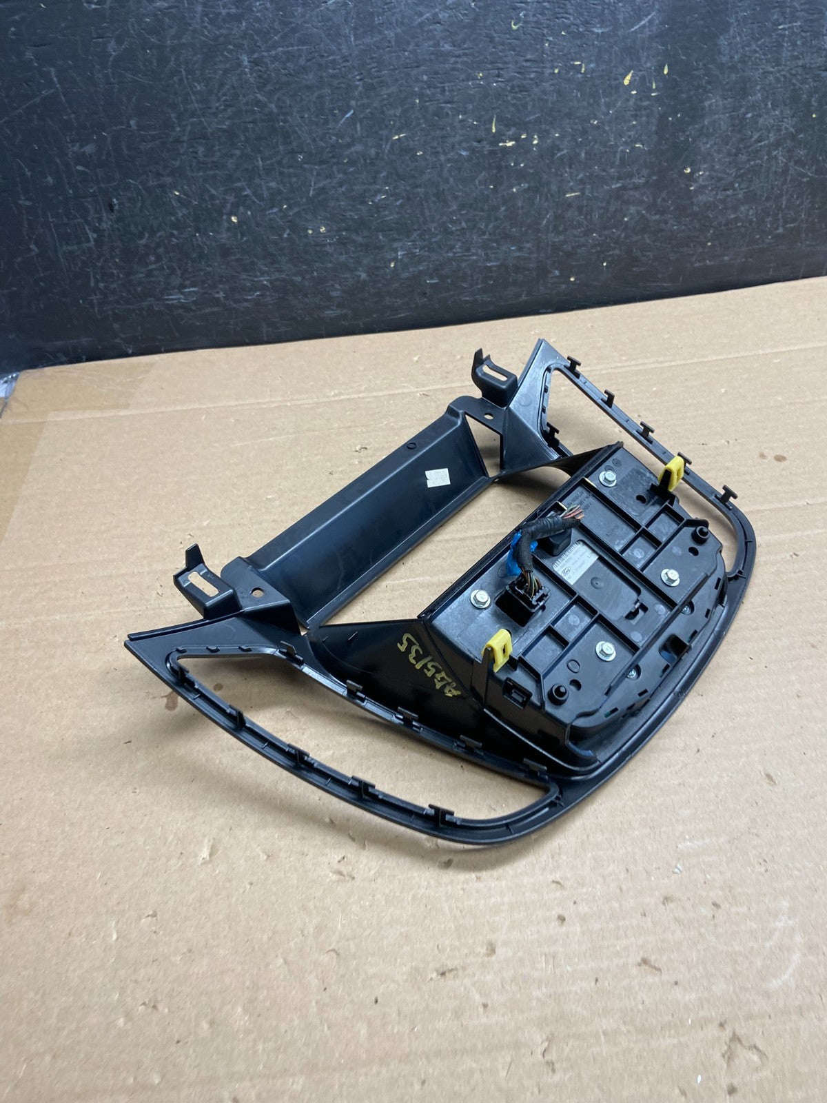 2013 2014 2015 2016 Ford Escape Dash Radio Control Panel Bezel AG5135 DG3