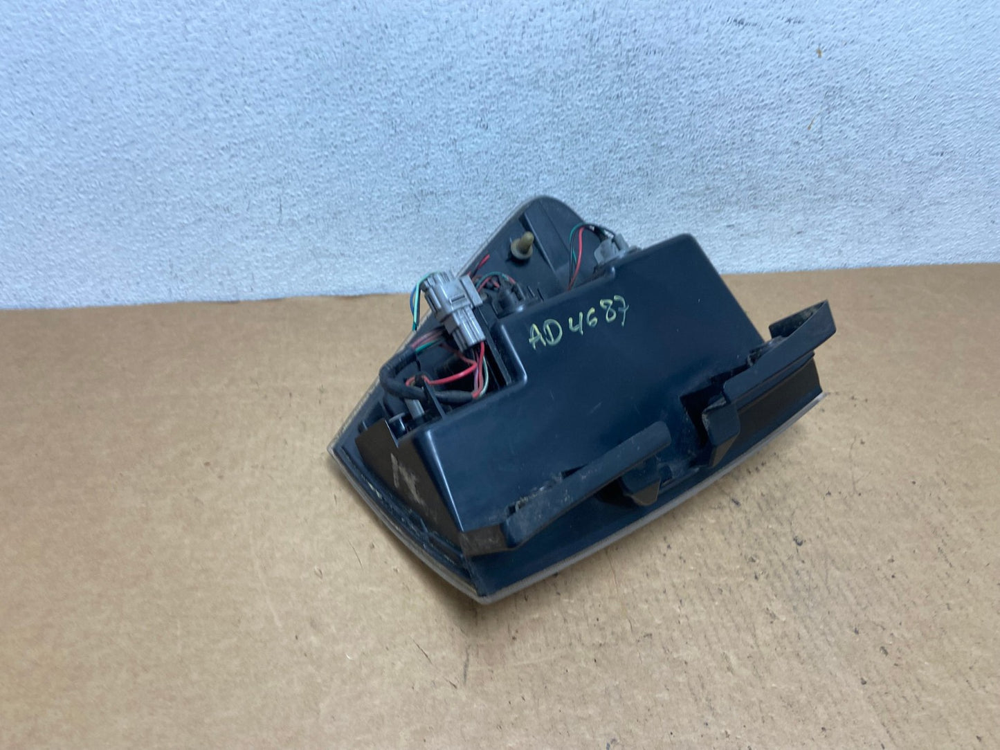 2005 to 2008 Chevrolet Equinox Right Passenger Rh Side Tail Light AD4688 LK4