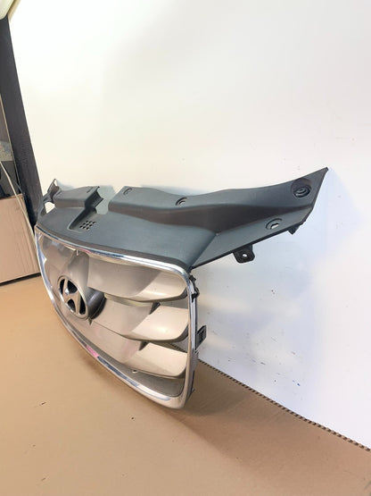 2010 to 2012 Hyundai Santa Fe Front Upper Grill Grille ah8567 DG1