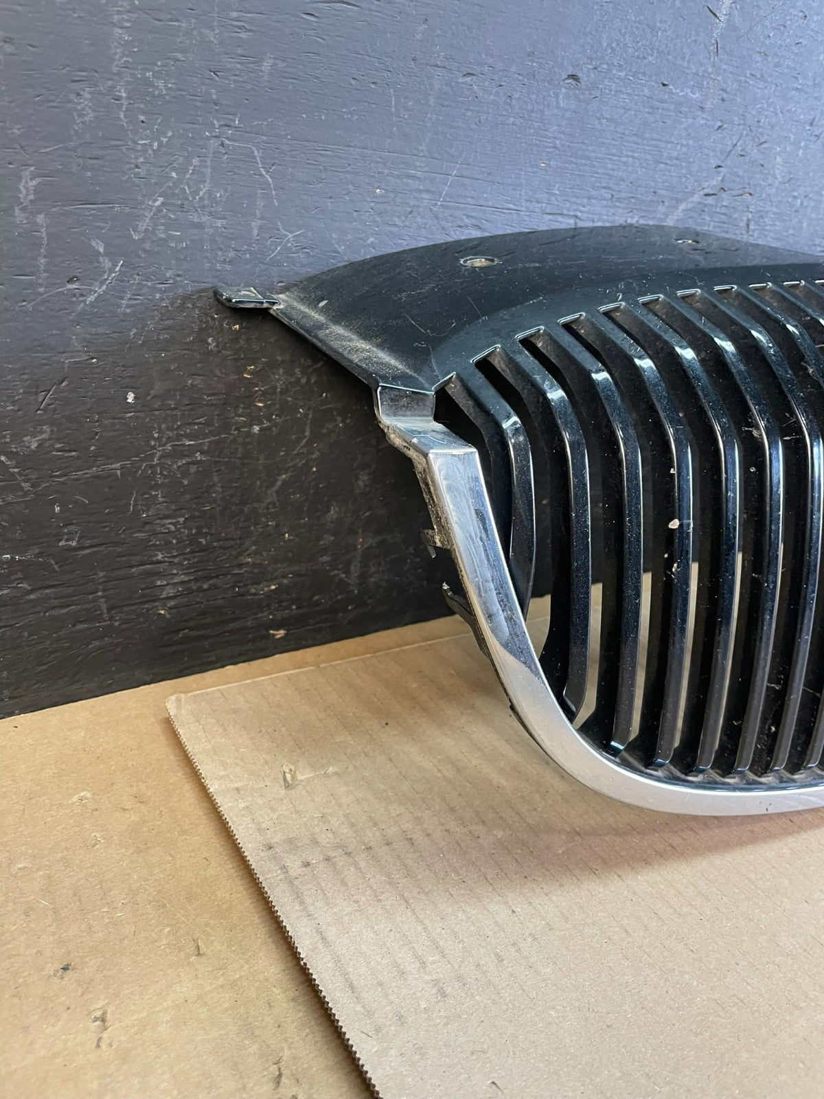 2006 2007 2008 Buick Lucerne Front Upper  Grill Grille OEM  AC1978 DG2