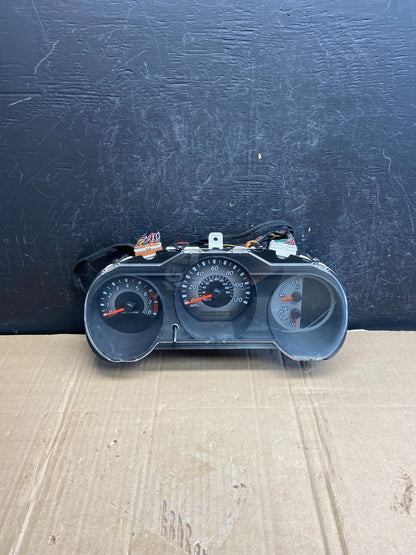 2002-2003 Nissan Pathfinder Xterra Cluster Speedometer Instrument AD7143 DG0