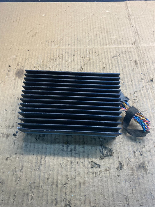 2007-2010 BMW X5 Top HiFi Lear Radio Audio Amplifier Amp OEM aa7586 DG0