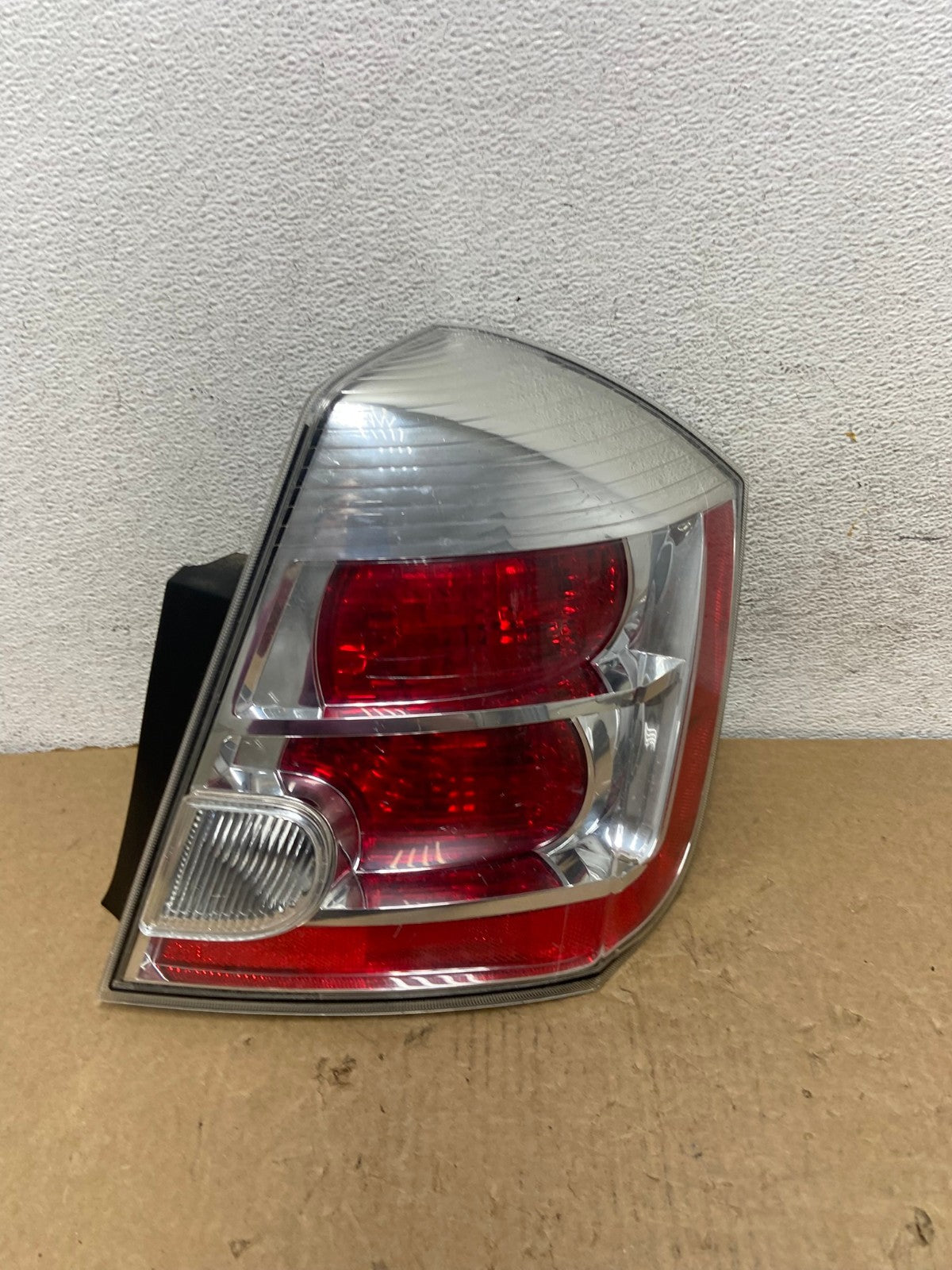 2007 to 2012 Nissan Sentra Right Passenger Rh Side Tail Light AF7449 LK0