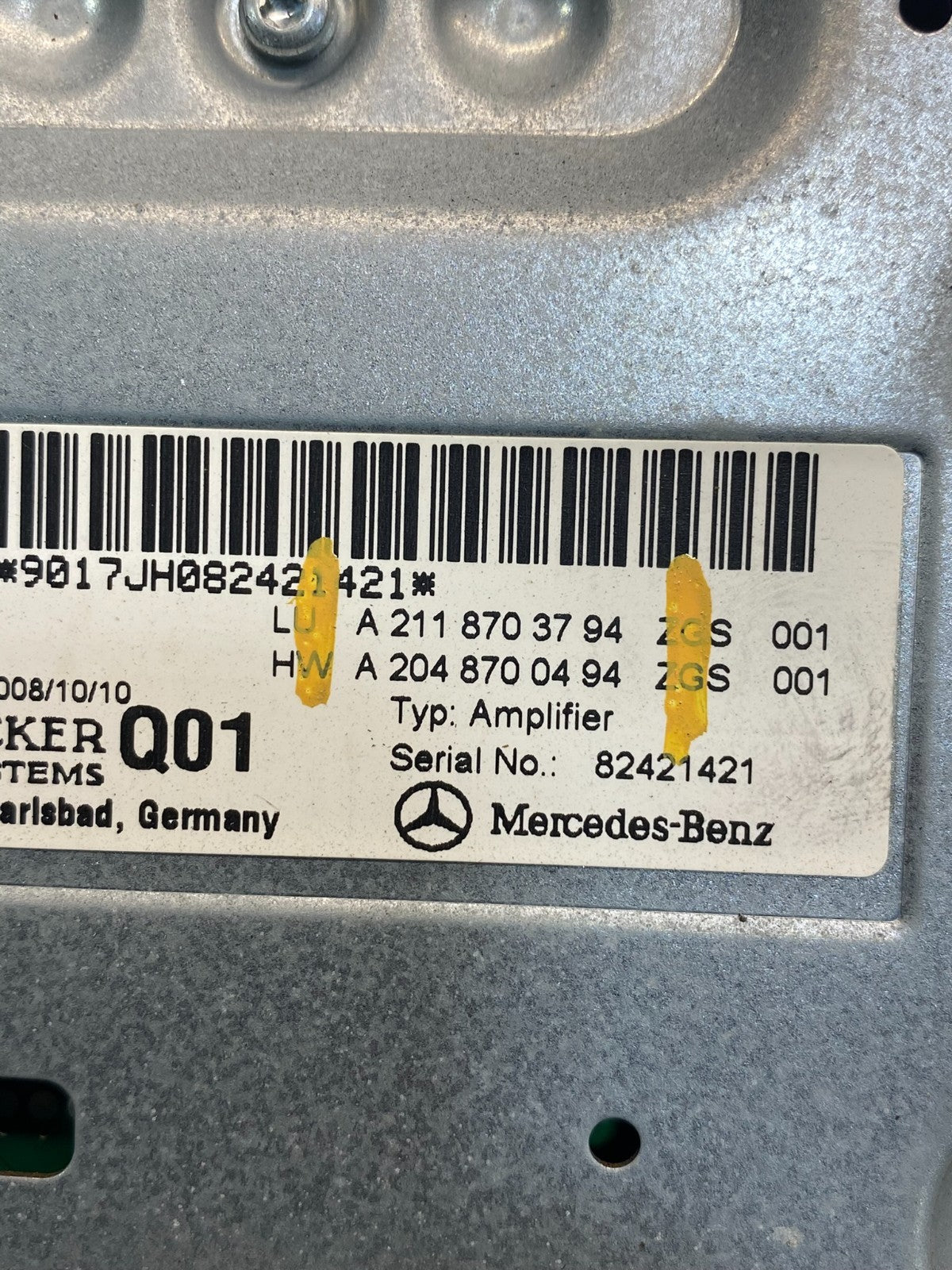 2008-2012 Mercedes W204 C300 C350 CLS550 Radio Harman Becker Amplifier af6710 DG2