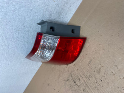 2005 2006 2007 Honda Odyssey Left Driver LH Side Tail Light AE6456 LK1