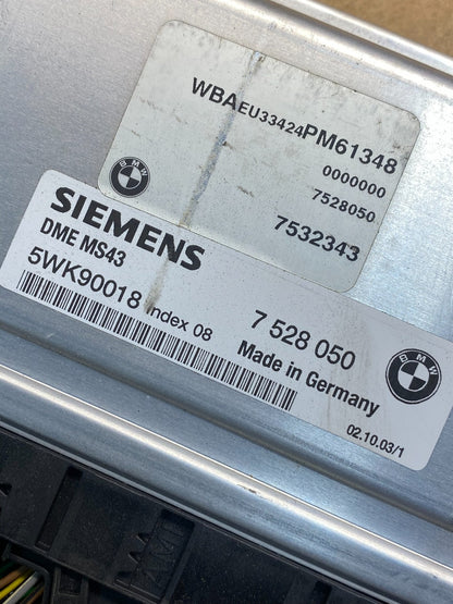 2001 - 2002 BMW 325i 525i ECU ECM Engine Control Module Computer AH6995 DG2