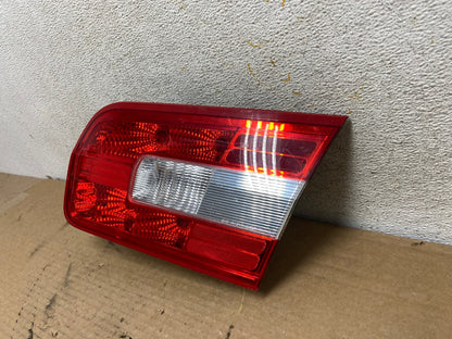 2007-2009 Lincoln Zephyr MKZ Right Passenger Side Tail Light Inner AH4246 LK2