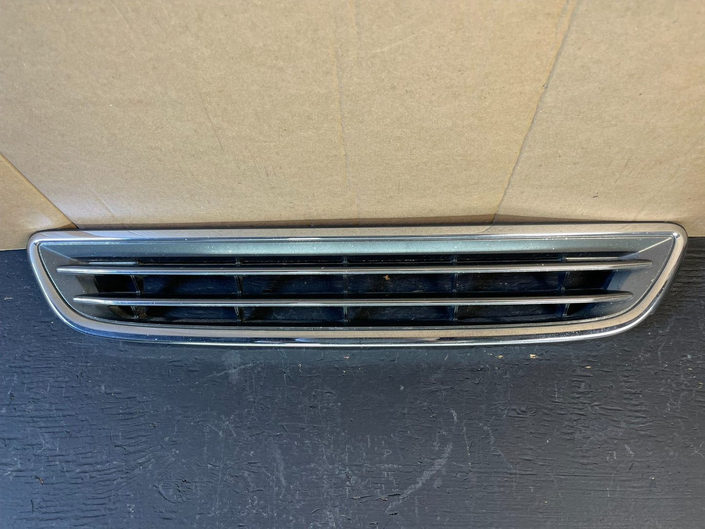 2000 to 2001 Lexus ES300 Front Grille Grill AC20840