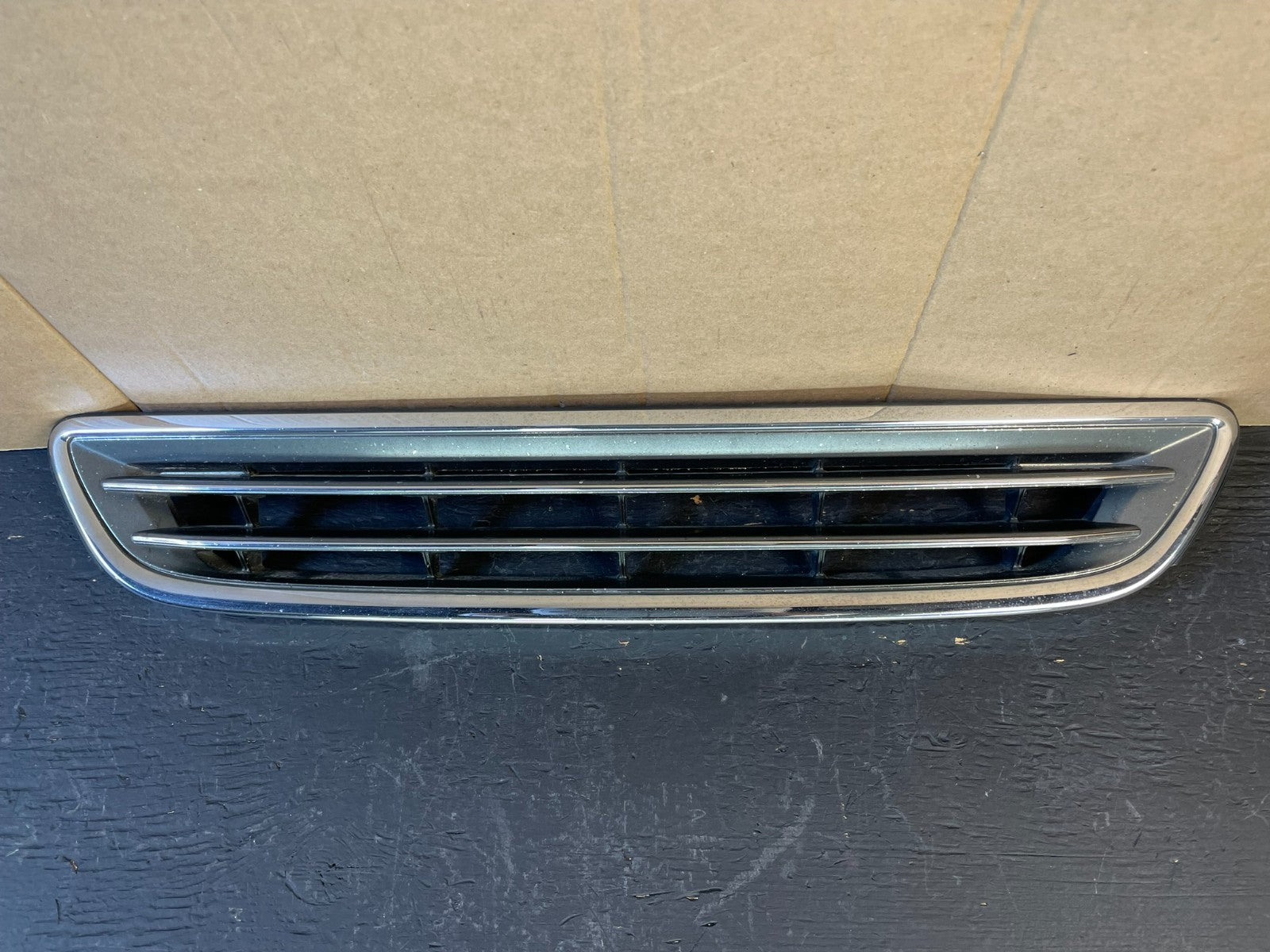 2000 to 2001 Lexus ES300 Front Grille Grill AC20840