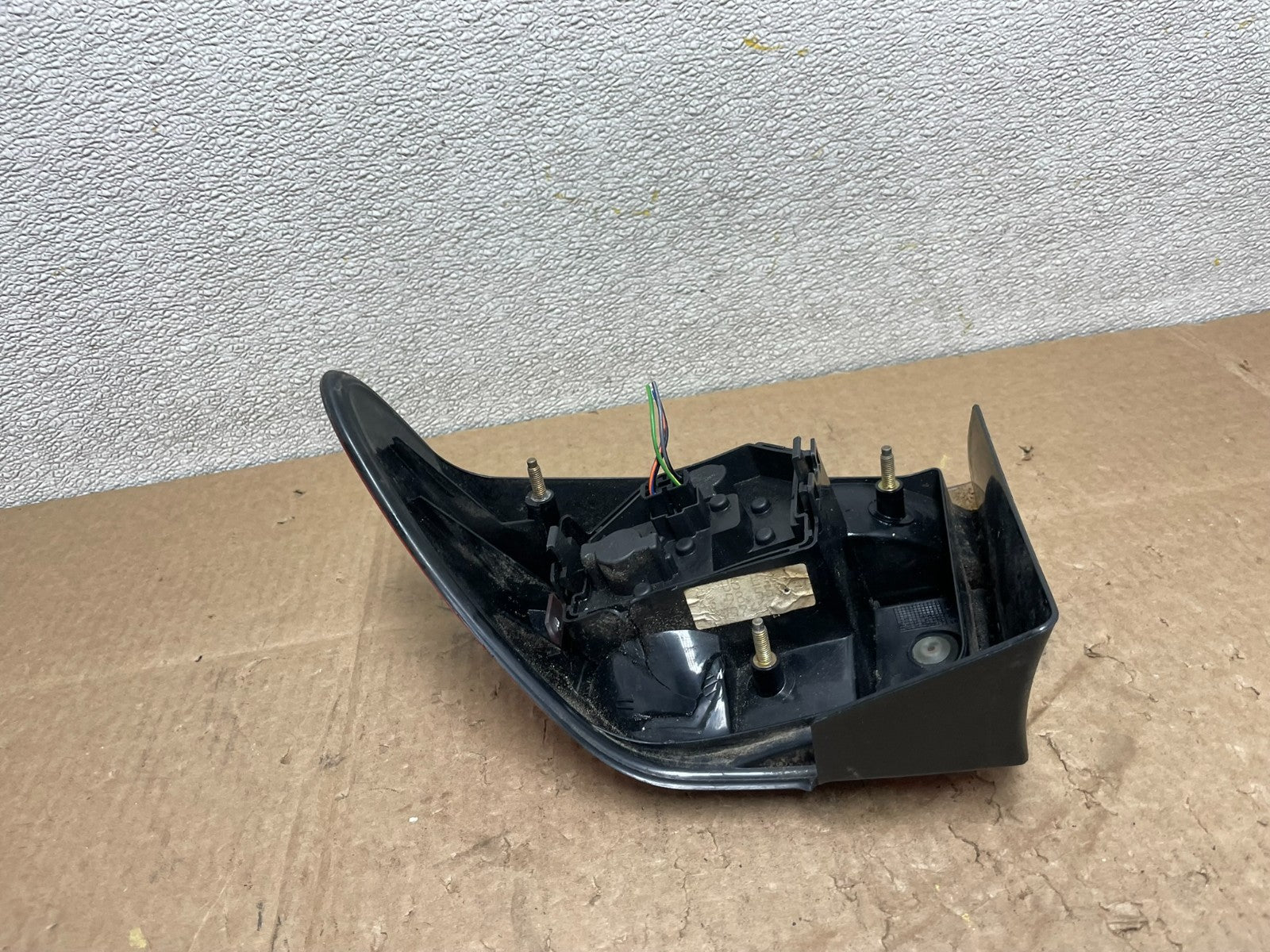 1994 to 1998 Saab 900 & Turbo Left Driver LH Side Tail Light Y8927 DW5