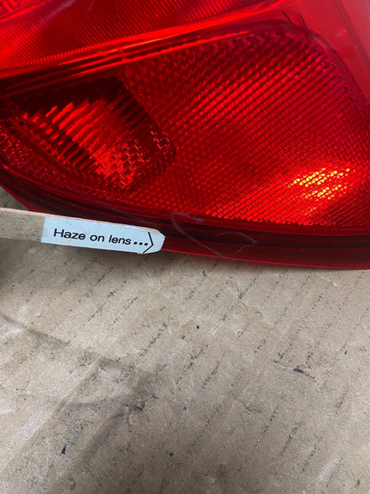 2016 2017 2018 Chevrolet Cruze Right Passinger RH Tail Light AB8222 DW4