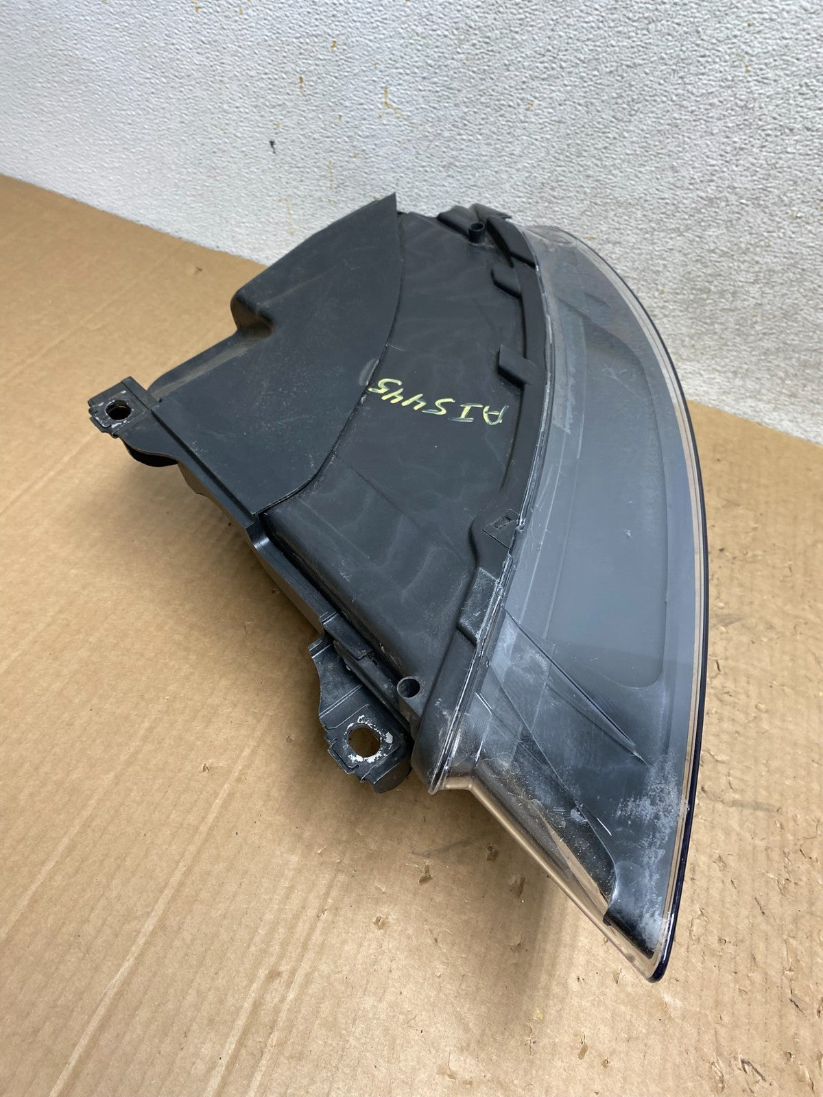 2007- 2009 Audi Q7 Right Passenger RH Side Black Halogen Headlight AI5445 DW9