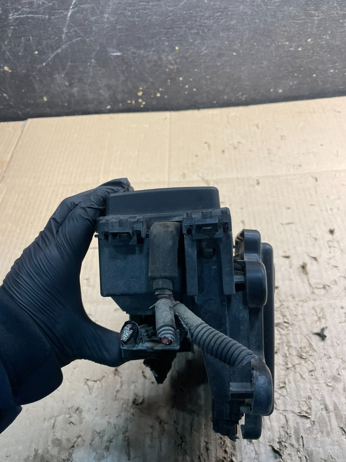 2007 Jeep Grand Cherokee Integrated Power Fuse Box 04692109ac X8739 DG3