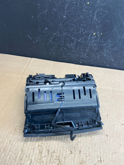 2008-2011 Mercedes W204 C300 Navigation Display Screen Monitor w/Cover AB97194