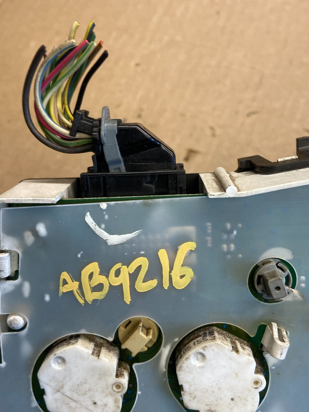 2006 Ford E350 Gauge Speedometer Cluster OEM AB9216  DG7