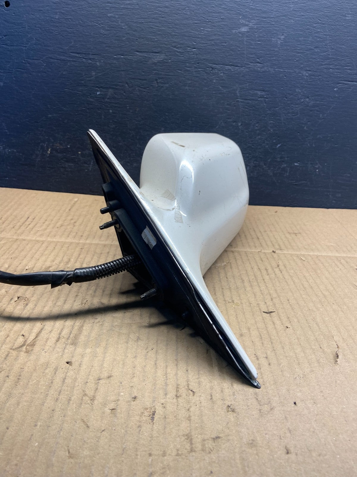 2000-2004 Toyota Avalon Left Driver LH Side View Door Mirror AD2975 DW1