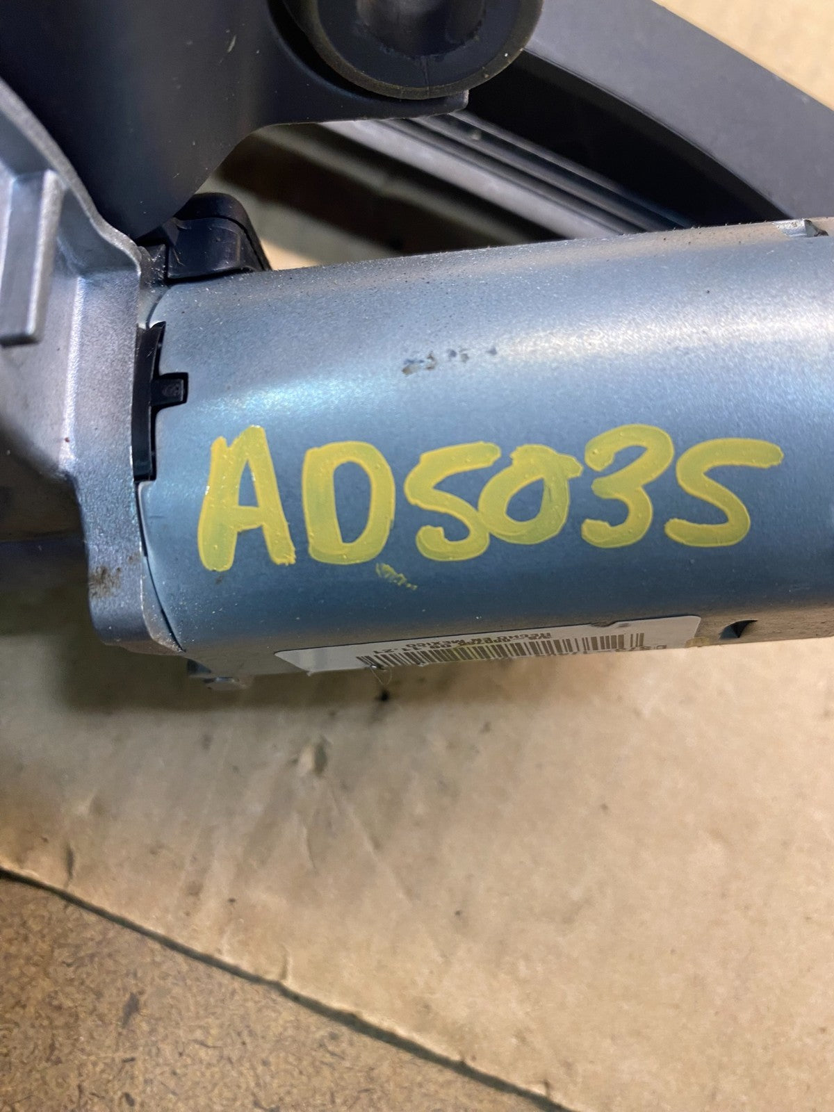 2020 to 2023 Ford Explorer Rear Windshield Wiper Motor ad5035 DG7