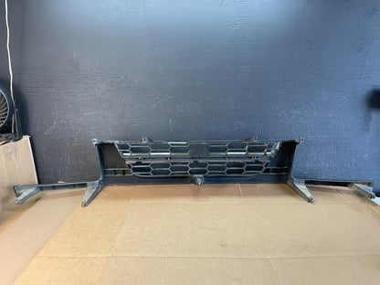 2002 to 2004 Nissan Xterra Front Upper Grill Grille Aftermarket AE0856 DG3