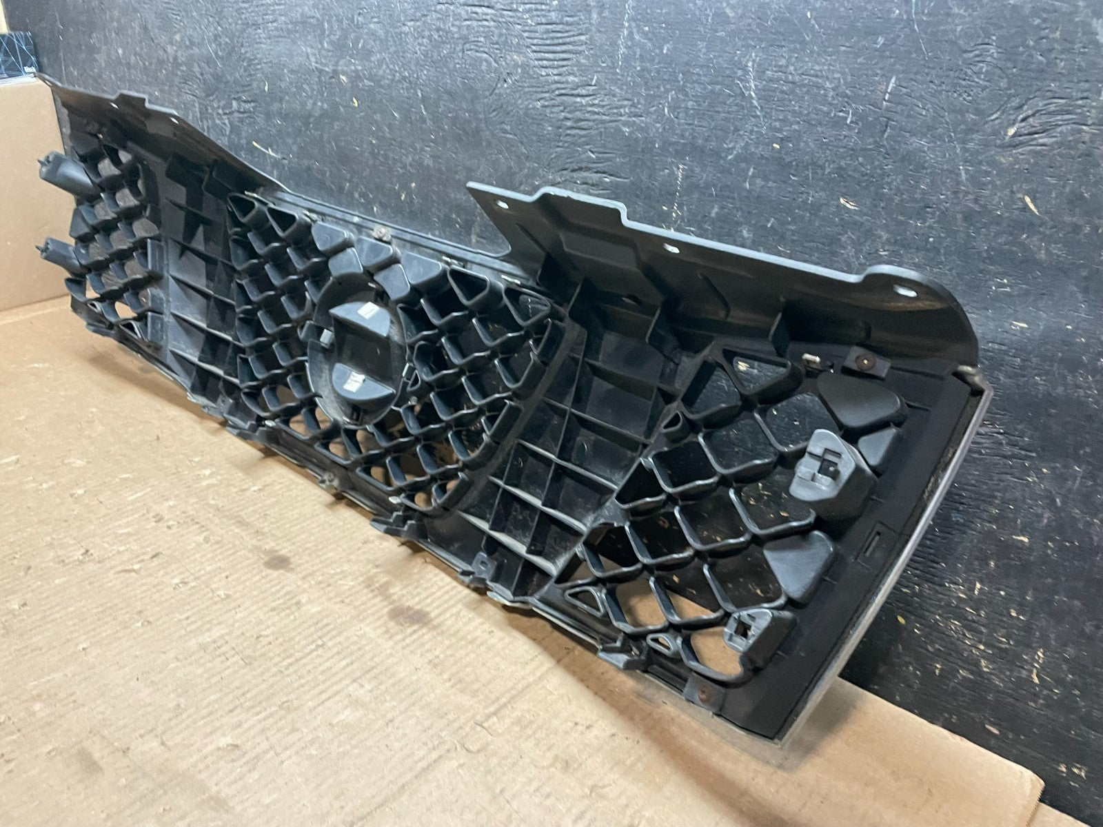 2005 2006 2007 Nissan Pathfinder Chrome Front Upper Grill Grille Oem Y9628 DG7