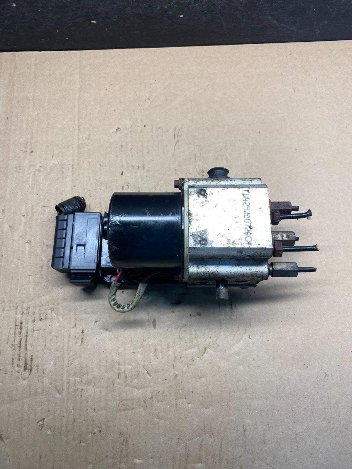 2004 2007 Ford E250 E350 Econoline Anti-Lock ABS Antilock Brake Pump ag3641 DG1