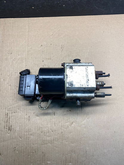 2004 2007 Ford E250 E350 Econoline Anti-Lock ABS Antilock Brake Pump ag3641 DG1
