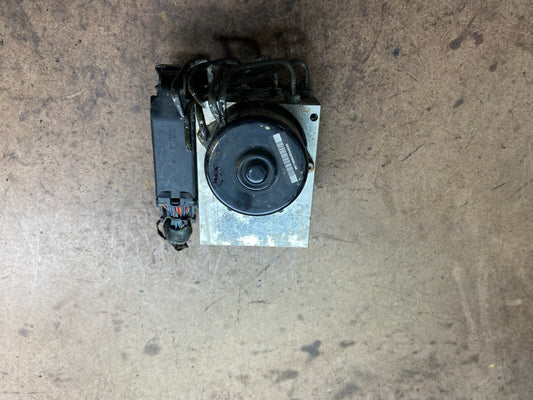 2007 to 2014 Mercedes C-Class ABS Anti Lock Brake Pump Module J5521 DG0