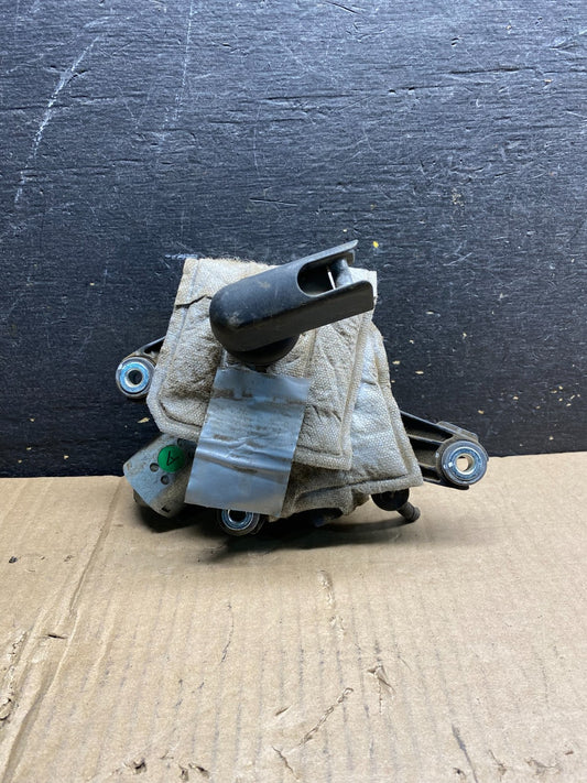 2007 to 2015 Audi Q7 Rear Windshield Washer Wiper Motor AB0384 DG0
