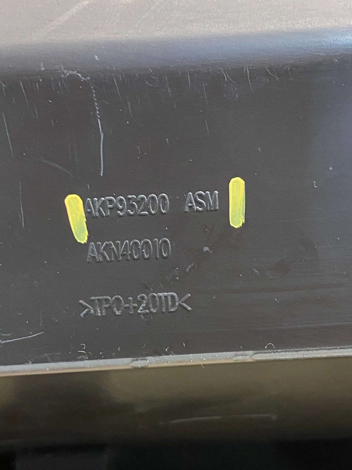 2009 to 2012 Chevrolet Malibu Right Passenger Side Glove Box AH6968 DG5