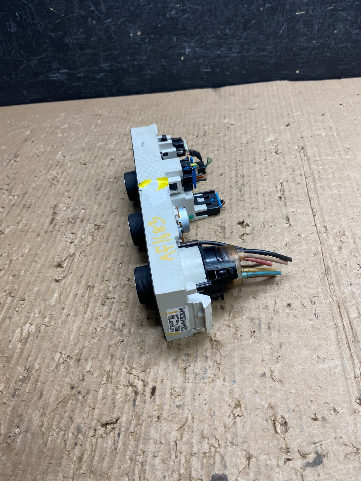 2008-2024 Chevrolet Express 1500 2500 3500 Climate Control Panel af1685 DG2
