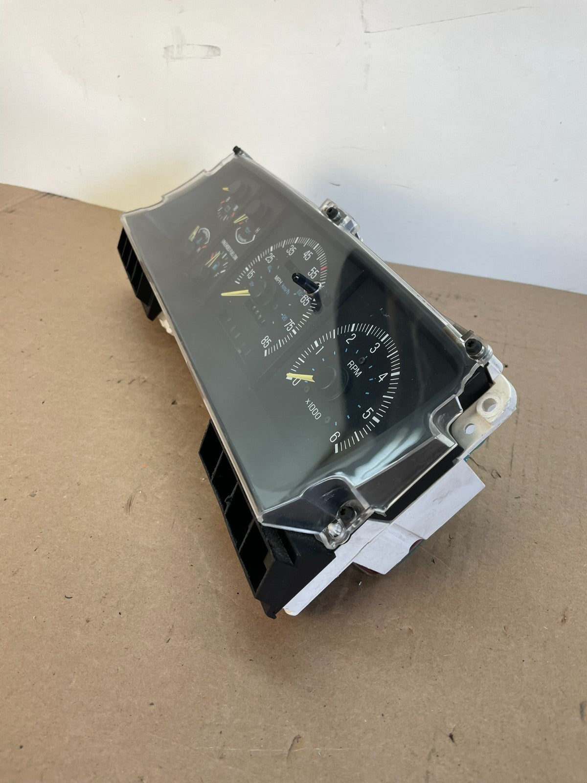 1987 to 1991 Ford F150 F-Series Bronco Speedometer Cluster Gauge AG1050 DG2