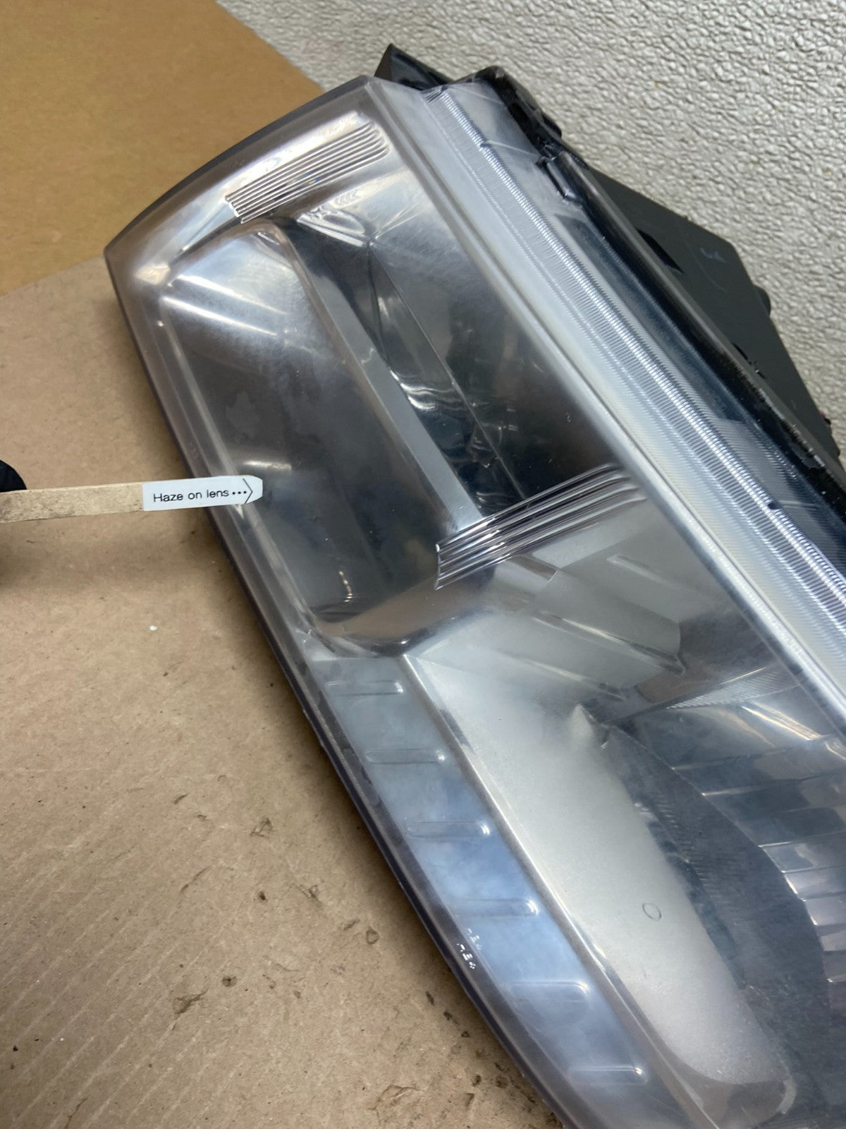 2009 to 2017 Dodge Journey Headlight Left Driver Lh Side Halogen Z3924 DW4