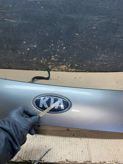 2016 to 2020 Kia Sorento Rear Trunk Liftgate Camera Cover Panel Oem X8248 DG5