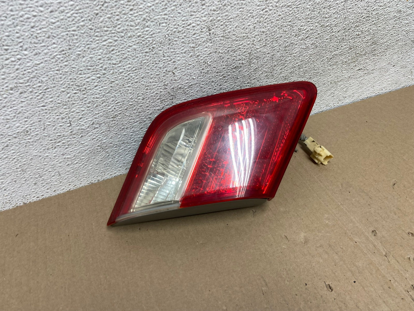 2007 2008 2009 Toyota Camry Left Driver Tail Light Trunk Lid Inner AE9469 LK2