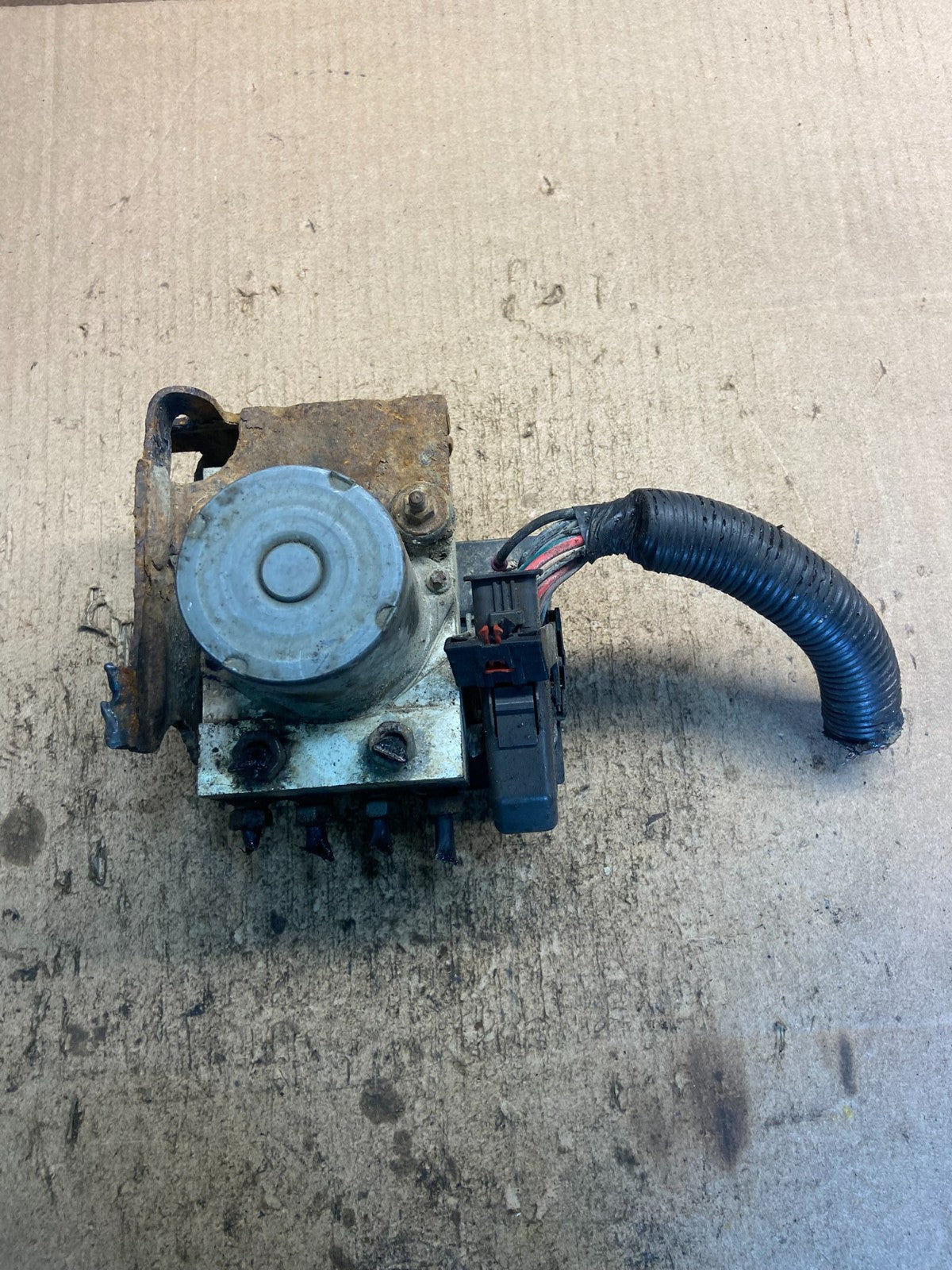 2009 to 2014 Cadillac Escalade ABS Pump Anti Lock Brake Module z8938 DG5