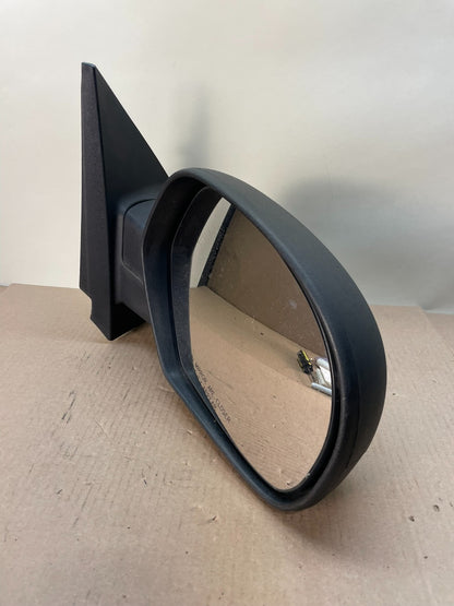 2007-2013 Chevrolet Tahoe Silverado Suburban Right Passenger Mirror AJ0597 DG2