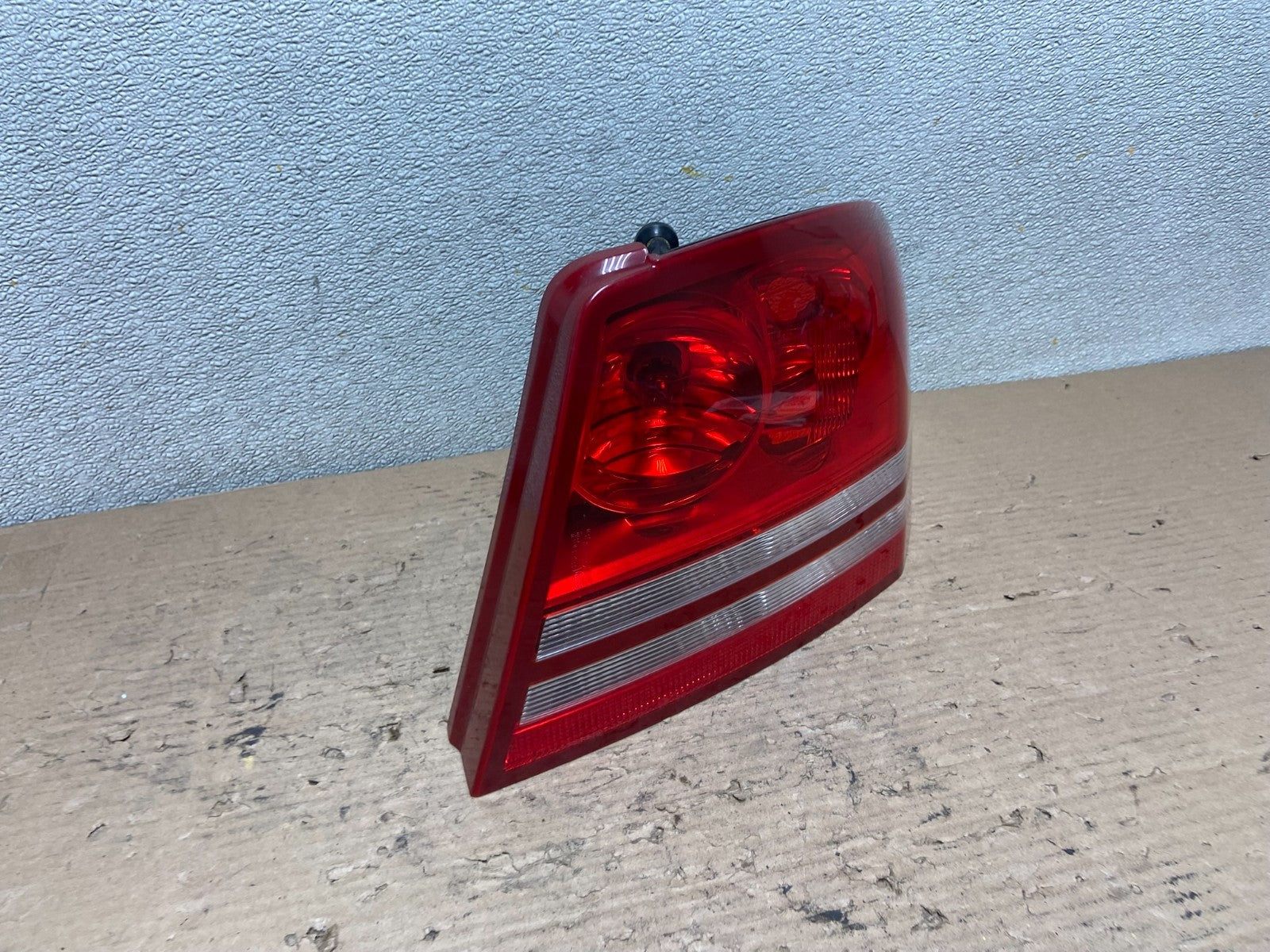 2008 2009 2010 Dodge Avenger Right Passenger Rh Side Tail Light AD2482 LK2