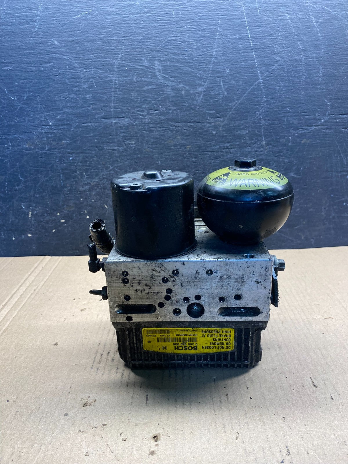 2006 to 2009 Mercedes E350 ABS Anti Lock Brake Pump 0265250110 AH3192 DG4