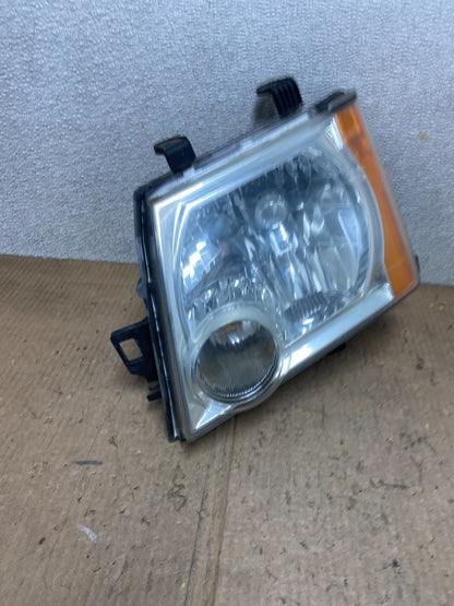2005 - 2015 Nissan Xterra Driver Left LH Side Headlight AA6956 DW2